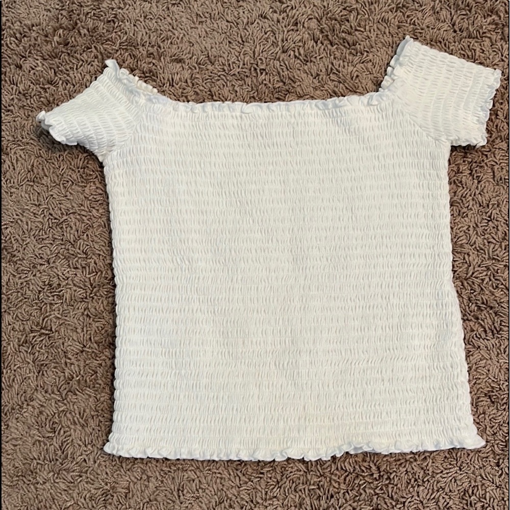 hollister ruffle crop top
